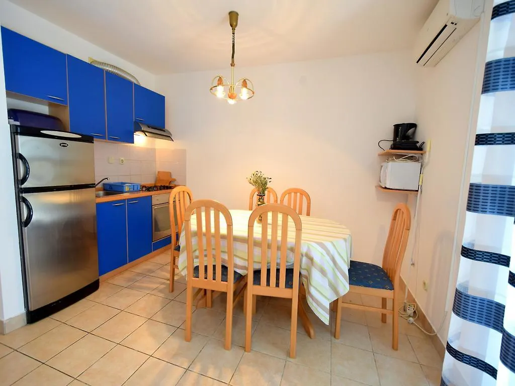 Apartment Oresic Malinska 0*,  Croatia