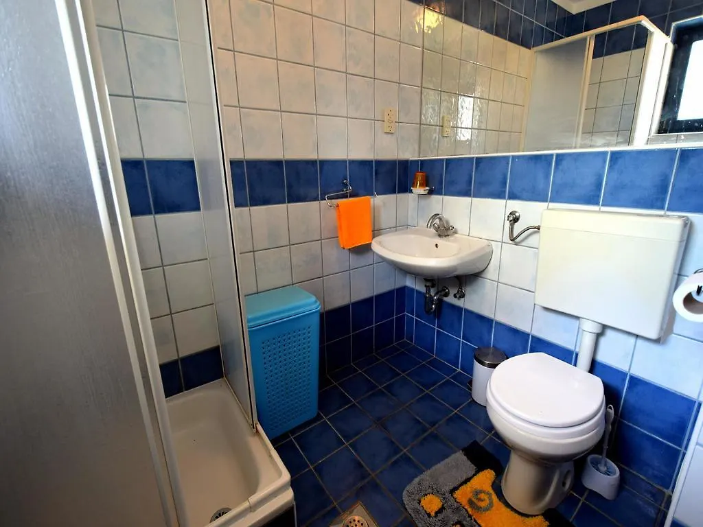 Apartment Oresic Malinska 0*,