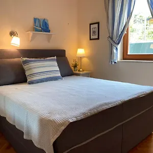  Apartman Jellyfish