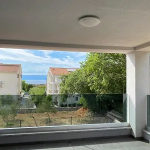  Apartman Grgic On The Adress Branka Fucica 96
